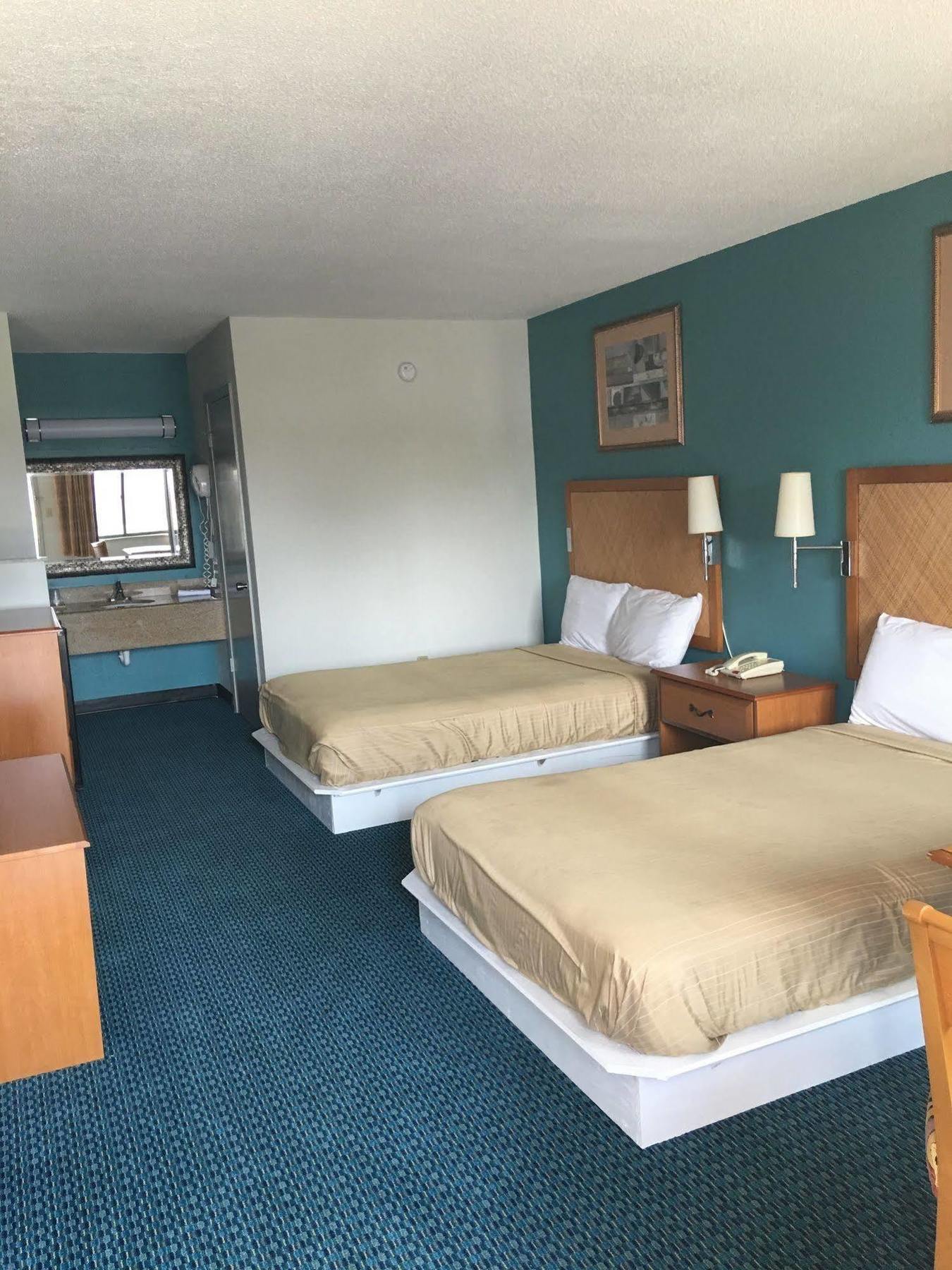 Executive Inn Ferry Pass Esterno foto