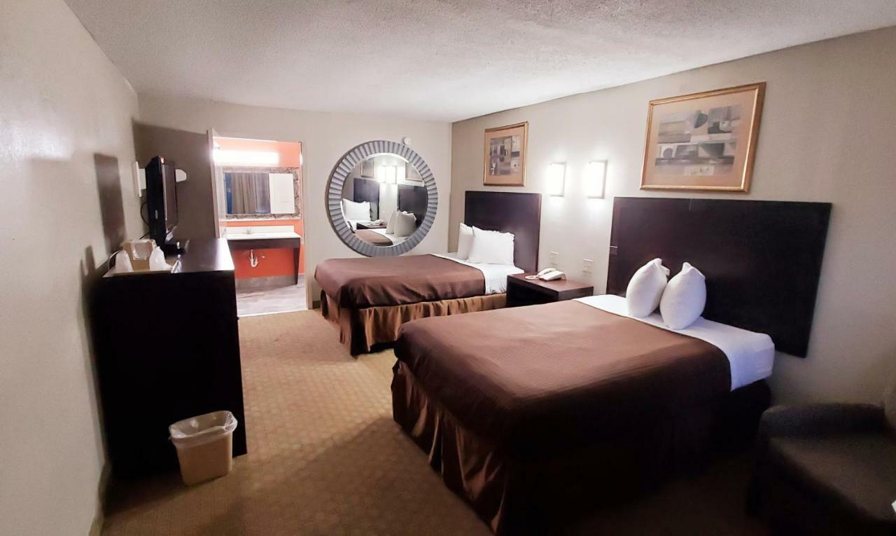 Executive Inn Ferry Pass Esterno foto