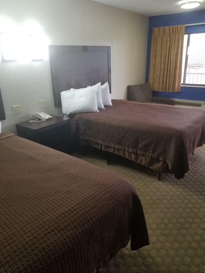 Executive Inn Ferry Pass Esterno foto